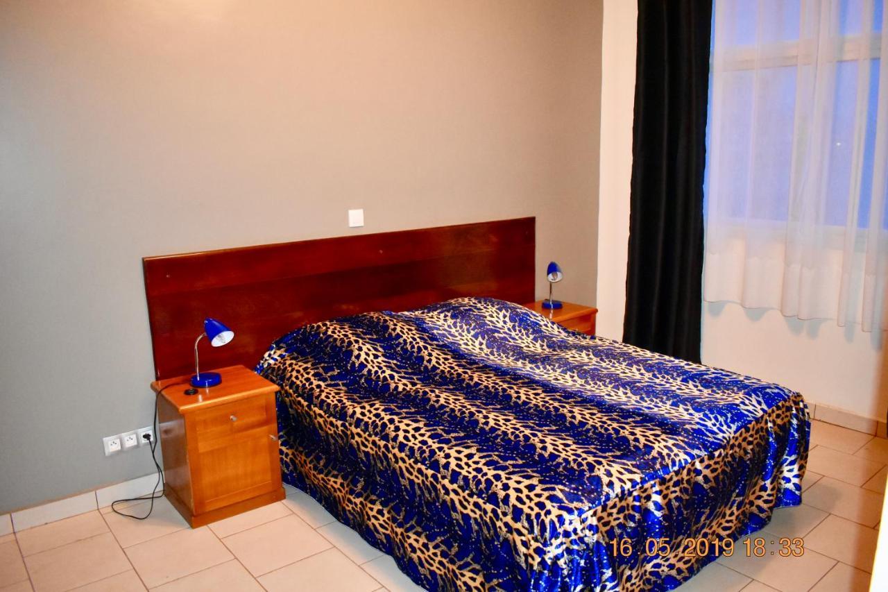 Residence Vicyma 2 P Tout Confort Bafoussam Centre エクステリア 写真