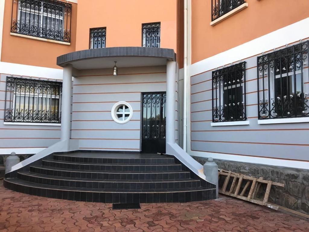 Residence Vicyma 2 P Tout Confort Bafoussam Centre エクステリア 写真
